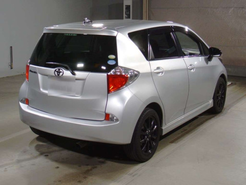 2011 Toyota Ractis NCP120[1]