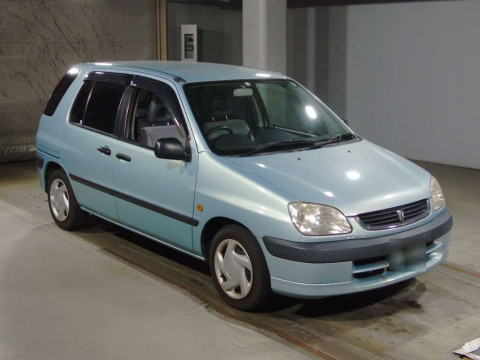 2002 Toyota Raum EXZ10[2]