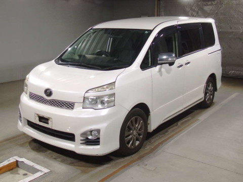 2011 Toyota Voxy ZRR70W[0]