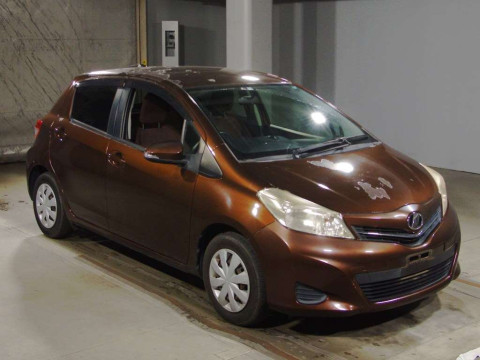 2012 Toyota Vitz NSP130[2]