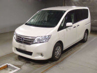 2011 Nissan Serena