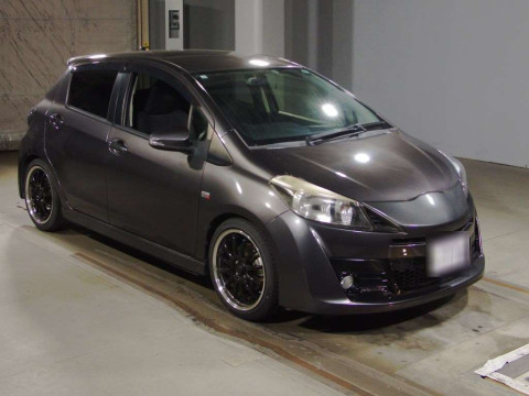 2012 Toyota Vitz NCP131[2]