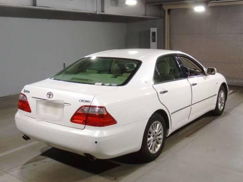 2006 Toyota Crown GRS180[1]