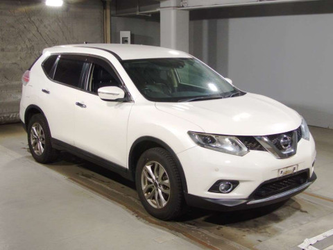 2013 Nissan X-Trail NT32[2]