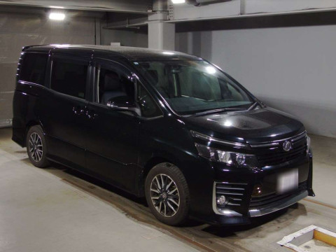 2015 Toyota Voxy ZRR80W[2]