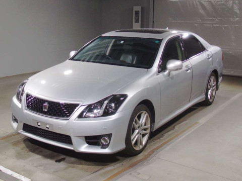 2012 Toyota Crown GRS200[0]