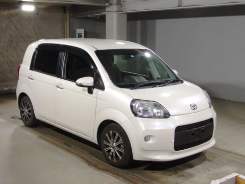 2012 Toyota Porte NCP141[2]