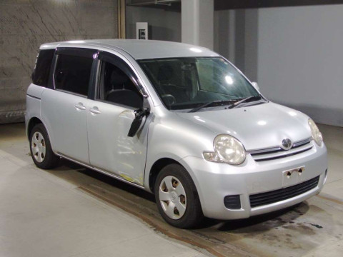 2008 Toyota Sienta NCP81G[2]