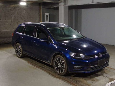 2020 Volkswagen Golf Variant AUCJZ[2]