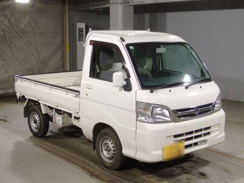 2014 Daihatsu Hijet Truck S211P[2]