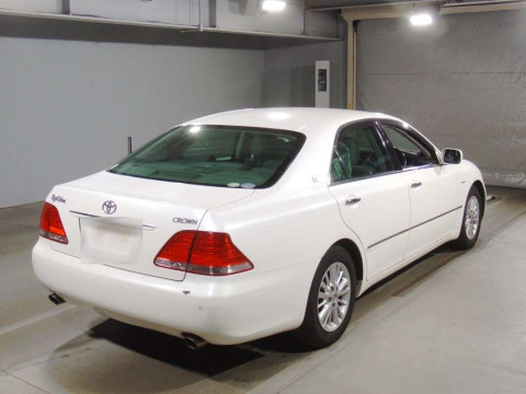 2004 Toyota Crown GRS182[1]