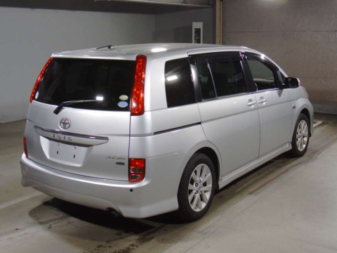 2010 Toyota Isis ZGM11W[1]