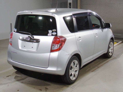 2008 Toyota Ractis SCP100[1]