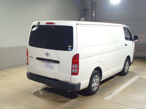 2018 Toyota Hiace Van TRH200V[1]