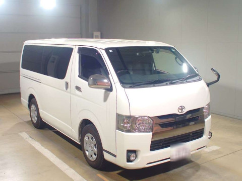 2019 Toyota Hiace Van GDH201V[2]