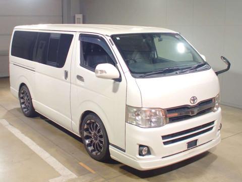 2013 Toyota Hiace Van TRH200V[2]