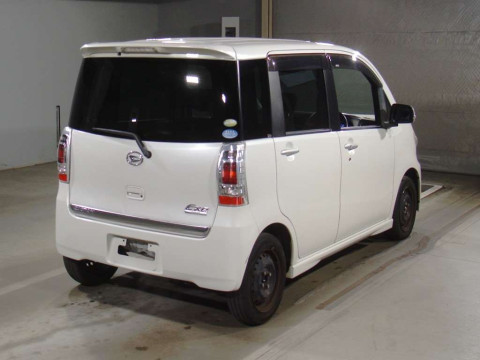 2010 Daihatsu Tanto Exe Custom L455S[1]