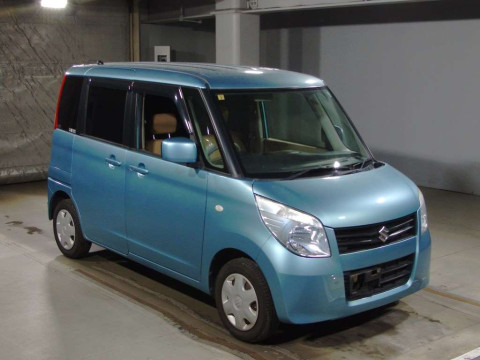 2010 Suzuki Palette MK21S[2]