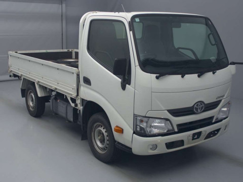 2018 Toyota Dyna Truck KDY281[2]