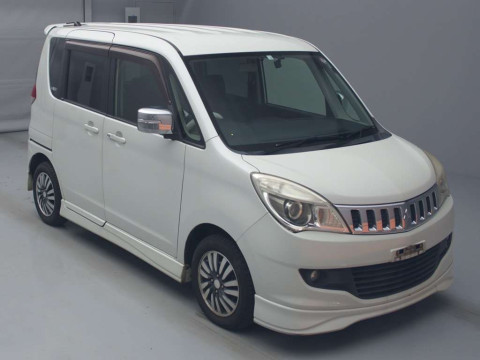 2012 Mitsubishi Delica D2 MB15S[2]