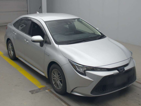 2020 Toyota Corolla Sedan ZWE211[2]