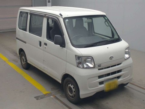 2016 Daihatsu Hijet Cargo S331V[2]