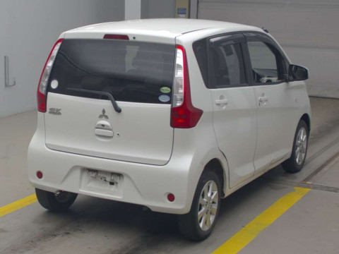 2013 Mitsubishi eK Wagon B11W[1]