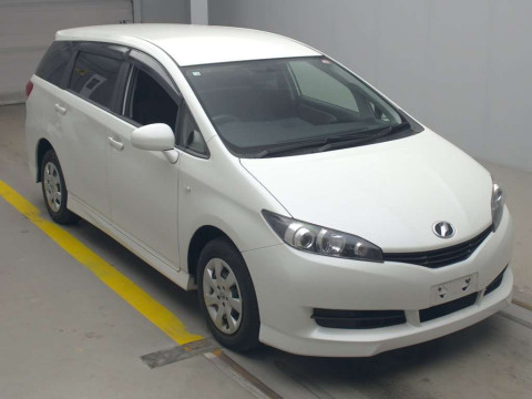 2010 Toyota Wish ZGE25G[2]