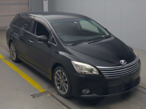 2011 Toyota Mark X Zio ANA10[2]