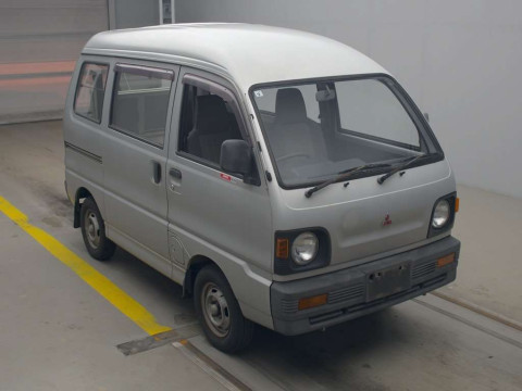 1992 Mitsubishi Minicab Van U41V[2]