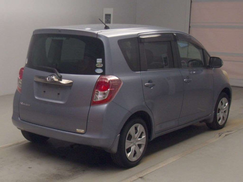 2010 Toyota Ractis SCP100[1]