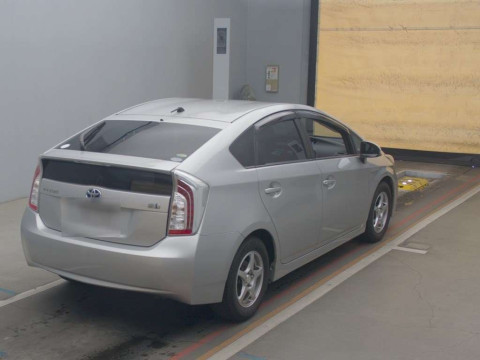 2012 Toyota Prius ZVW30[1]