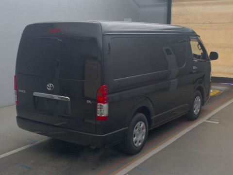 2014 Toyota Hiace Wagon TRH214W[1]