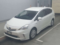 2011 Toyota Prius alpha