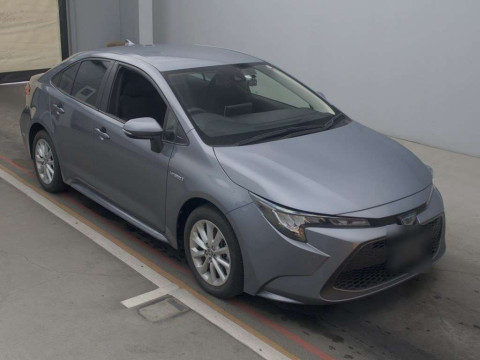 2019 Toyota Corolla Sedan ZWE211[2]