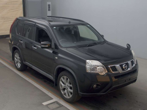 2013 Nissan X-Trail NT31[2]