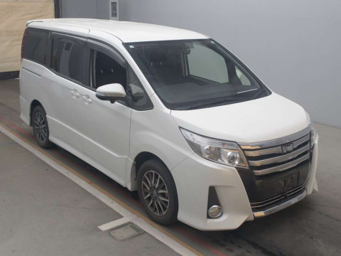 2015 Toyota Noah ZRR80W[2]