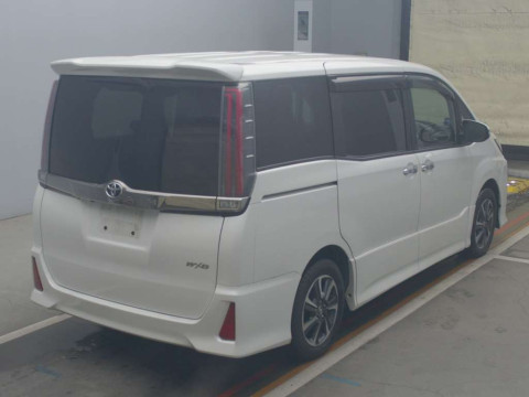 2018 Toyota Noah ZRR80W[1]