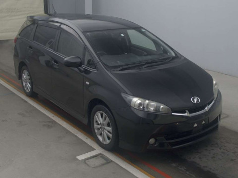 2010 Toyota Wish ZGE20W[2]