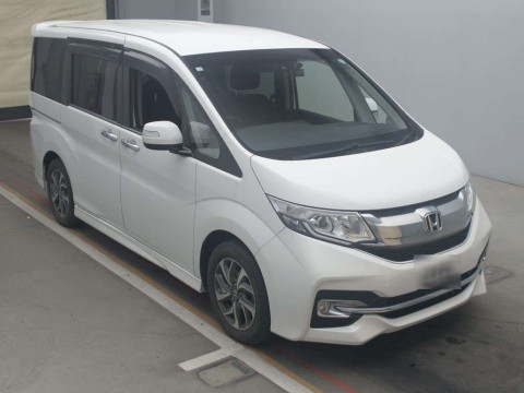 2016 Honda Step WGN Spada RP3[2]