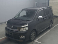 2012 Toyota Voxy