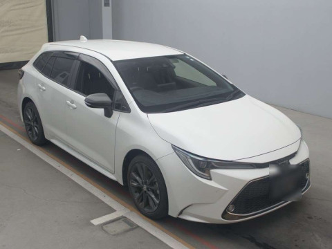 2020 Toyota Corolla Touring Wagon ZRE212W[2]