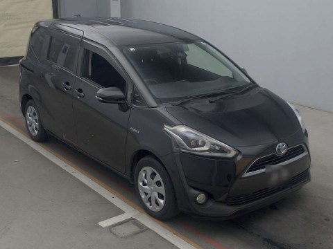 2016 Toyota Sienta NHP170G[2]