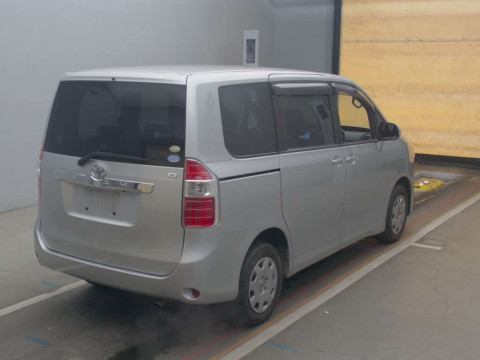 2008 Toyota Noah ZRR75G[1]