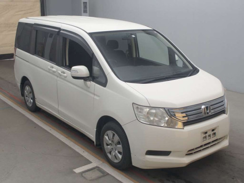 2012 Honda Step WGN RK1[2]