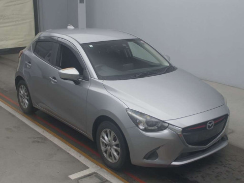 2016 Mazda Demio DJ3FS[2]