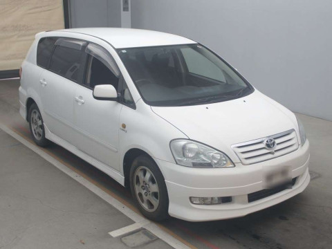 2002 Toyota Ipsum ACM21W[2]