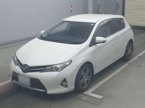 2013 Toyota Auris ZRE186H[0]