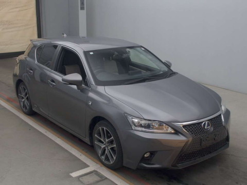 2014 Lexus CT ZWA10[2]