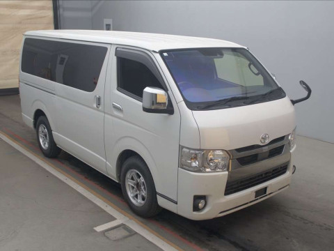 2022 Toyota Hiace Van GDH201V[2]